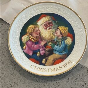 Christmas 1999 Decorative Plate